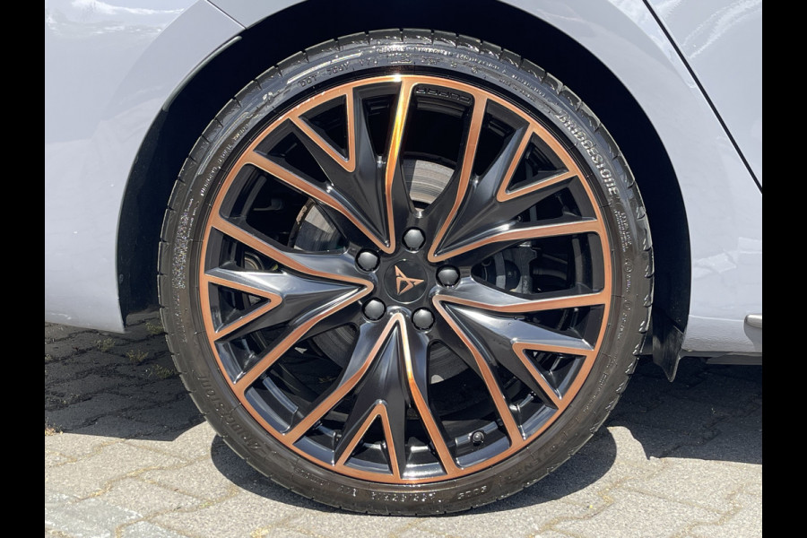 CUPRA Leon Sportstourer 1.4 e-Hybrid VZ Copper Edition | Pano | Leder | ACC | LED | Camera | Keyless | 19 inch