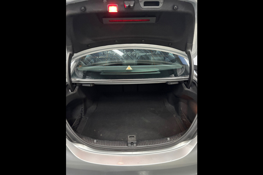 Mercedes-Benz C-Klasse 180 Business Solution AMG Automaat | Navi | Cruise |Camera| Leer | LED