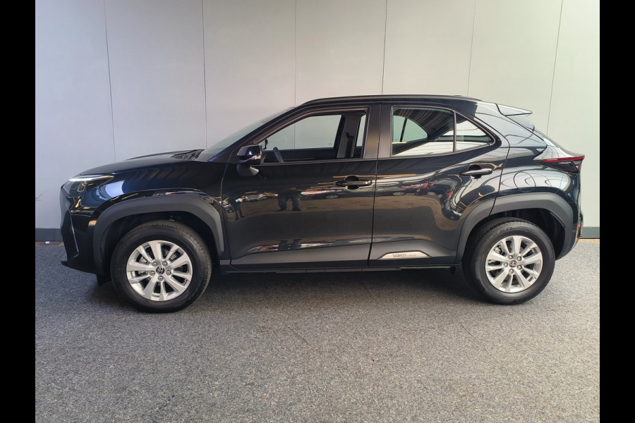 Toyota Yaris Cross 1.5 Hybrid 115 Active Rijklaar + Fabrieksgarantie tot 10-2029 Henk Jongen Auto's in Helmond,  al 50 jaar service zoals 't hoort!