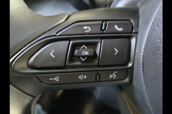 Toyota Yaris Cross 1.5 Hybrid 115 Active Rijklaar + Fabrieksgarantie tot 10-2029 Henk Jongen Auto's in Helmond,  al 50 jaar service zoals 't hoort!