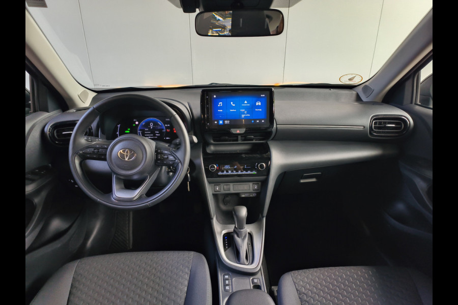 Toyota Yaris Cross 1.5 Hybrid 115 Active Rijklaar + Fabrieksgarantie tot 10-2029 Henk Jongen Auto's in Helmond,  al 50 jaar service zoals 't hoort!