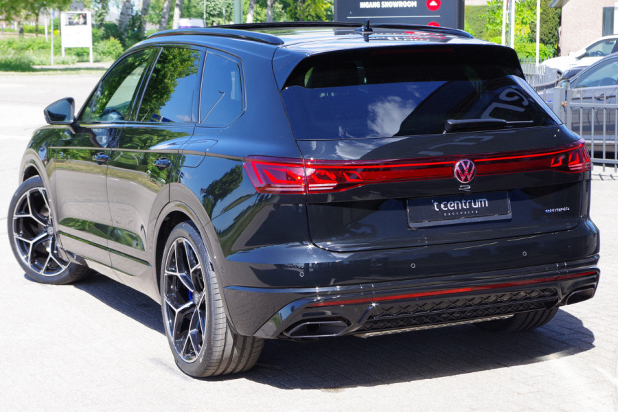 Volkswagen Touareg 3.0 TSi eHybrid 463 PK 4MOTION R PHEV, Trekhaak, Panoramadak, Massage, , Dynaudio, 360 Camera, Head-Up