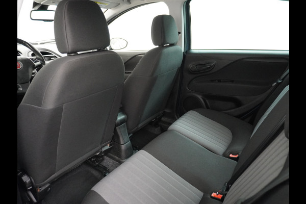 Fiat Punto Evo 100Pk 5Drs Navi Ecc Cruise Control Carkitt Pdc Bluetooth USB Lmv 16" City Steer Mistlampen Sempre 4X Elek.Raam + Elek.Spiegels 6-Versnellingen Blue&Me Dim.B.Spiegel 0.9 TwinAir Keurig onderhouden Fiat! Zeer Compleet!