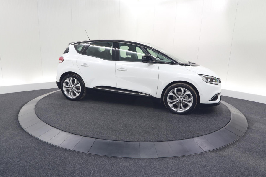 Renault Scénic TCe 140 Bose | Trekhaak | Camera | Dodehoekdetectie | Navigatie