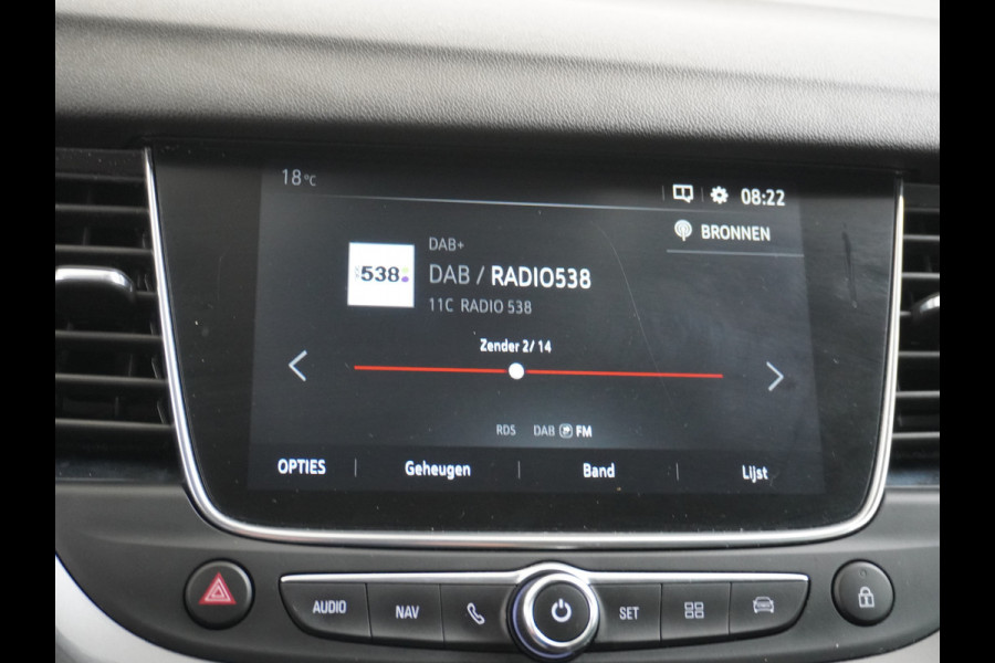 Opel Grandland X T131PK Autom. AGR-Comfort Stoelen Apple Carplay Android Auto Navi Ecc Elek.Achterklep Stuur/Stoelverwarming Cruise Control Pdc K Regen/Lichtsensor Dodehoeksensor Rijstrooksensor Verkeersbordlezer Winterpakket DAB+ Lmv 18" 1.2 Turbo 1e Eigenaar