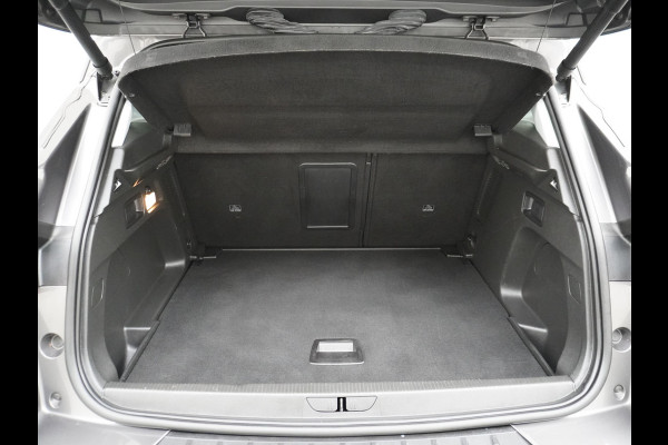 Opel Grandland X T131PK Autom. AGR-Comfort Stoelen Apple Carplay Android Auto Navi Ecc Elek.Achterklep Stuur/Stoelverwarming Cruise Control Pdc K Regen/Lichtsensor Dodehoeksensor Rijstrooksensor Verkeersbordlezer Winterpakket DAB+ Lmv 18" 1.2 Turbo 1e Eigenaar