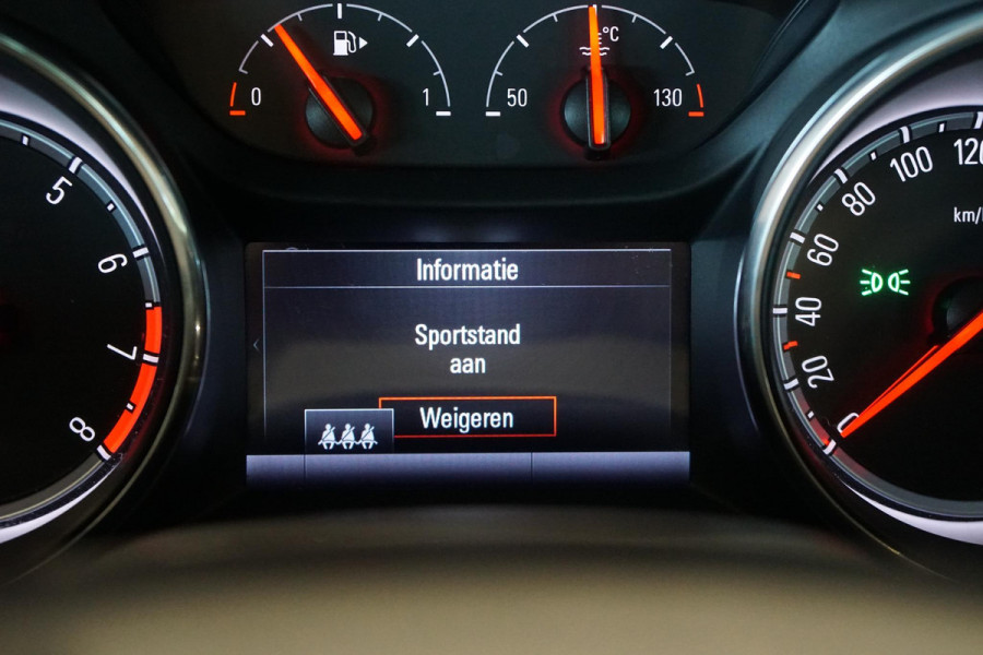 Opel Astra 1.6 Turbo Business Executive 200PK