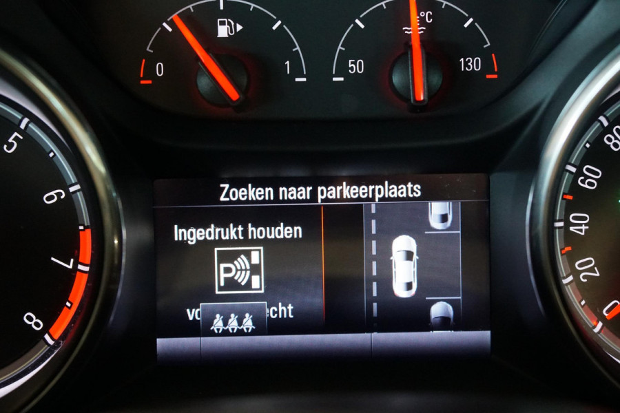 Opel Astra 1.6 Turbo Business Executive 200PK