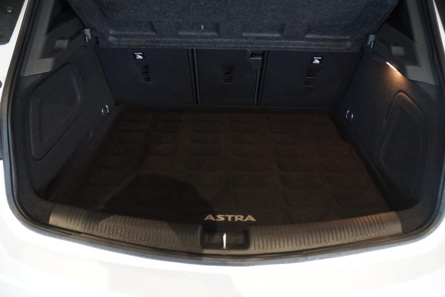Opel Astra 1.6 Turbo Business Executive 200PK