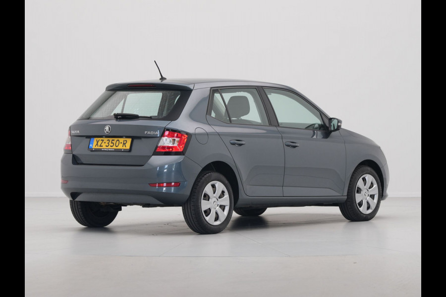 Škoda Fabia 1.0 75pk Active Navi via app Airco Cruise Pdc achter 3