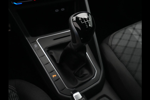 Volkswagen Polo 1.0 TSI R-Line Carplay Sfeerverlichting Pdc Acc 128