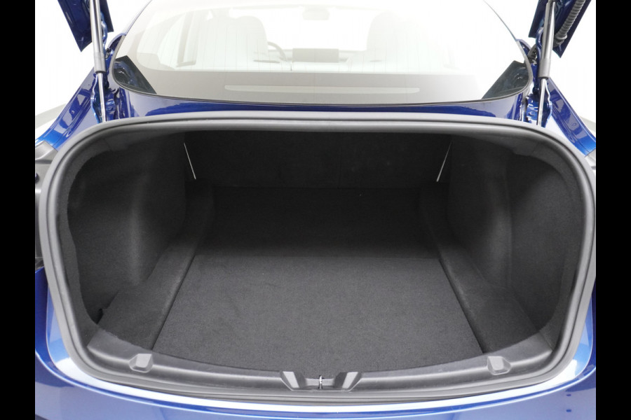Tesla Model 3 Long Range AWD 75kWh 463PK Lmv 19" Ivoor Interieur FSD-Full Self Driving Computer-3 Premium Audio 4wd AutoPilot Panoramadak Came Stoel en achterbank verwarming Electr.Stoelen+Memory+Easy-Entry WiFi Origineel Nederlandse auto Grootste accu Tot 16,5kwh thuis laden. Accu/Motor Garantie tot 29-12-2027 max 192.000km
