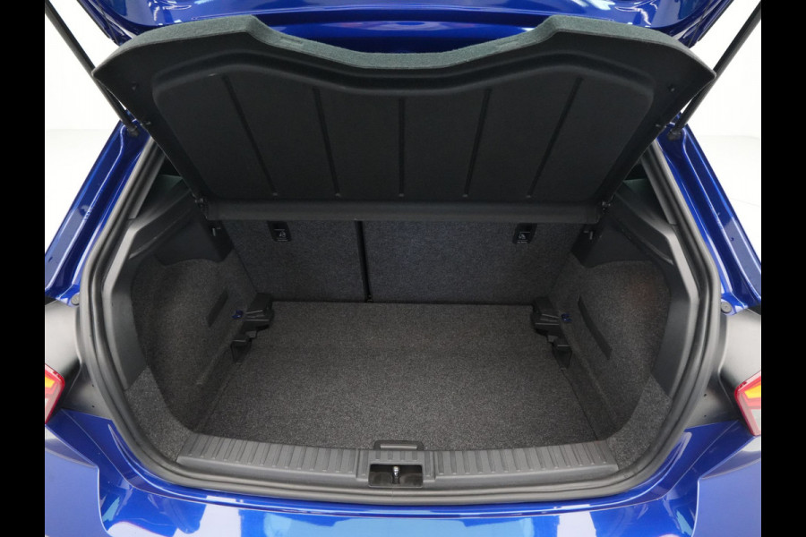 Seat Ibiza 1.0 TSI 95pk FR Business Intense Plus Navigatie Carplay Camera Stoelverwarming Digital Cockpit 284