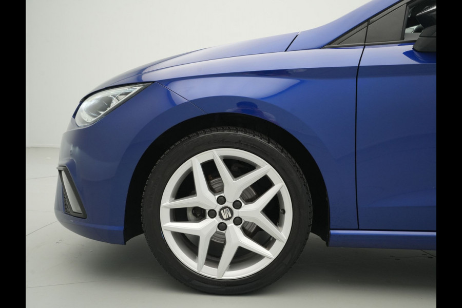 Seat Ibiza 1.0 TSI 95pk FR Business Intense Plus Navigatie Carplay Camera Stoelverwarming Digital Cockpit 284