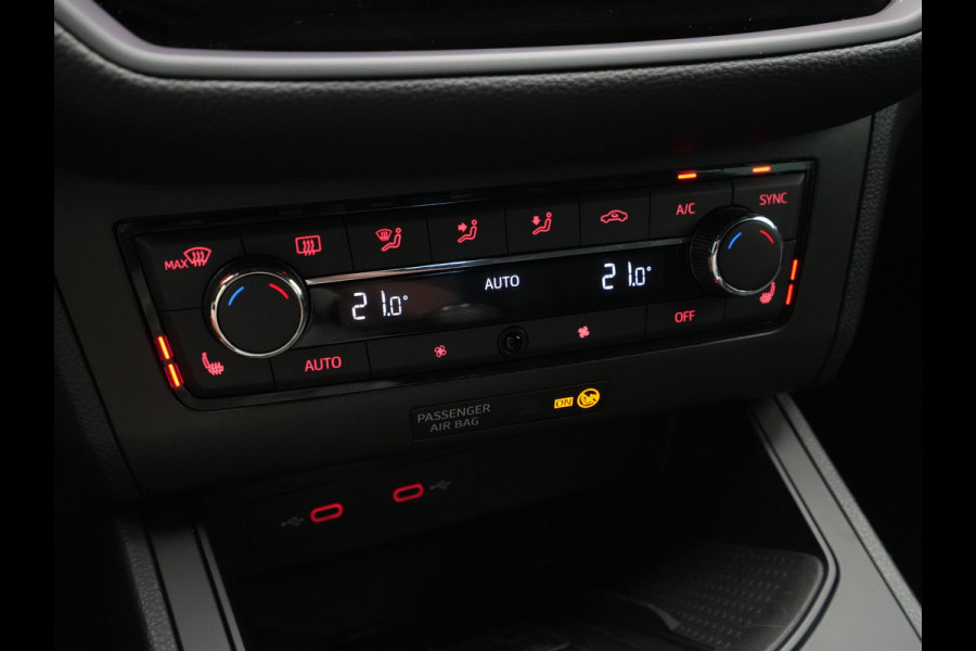 Seat Ibiza 1.0 TSI 95pk FR Business Intense Plus Navigatie Carplay Camera Stoelverwarming Digital Cockpit 284