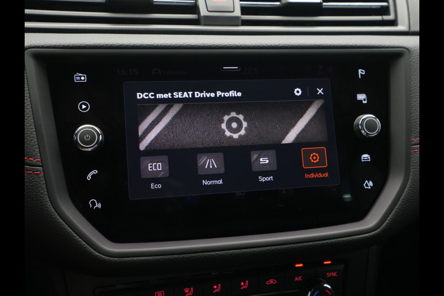 Seat Ibiza 1.0 TSI 95pk FR Business Intense Plus Navigatie Carplay Camera Stoelverwarming Digital Cockpit 284