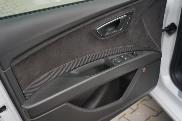 Seat Leon 2.0 TSI Cupra 300 Pano/Beats/DCC/DSG