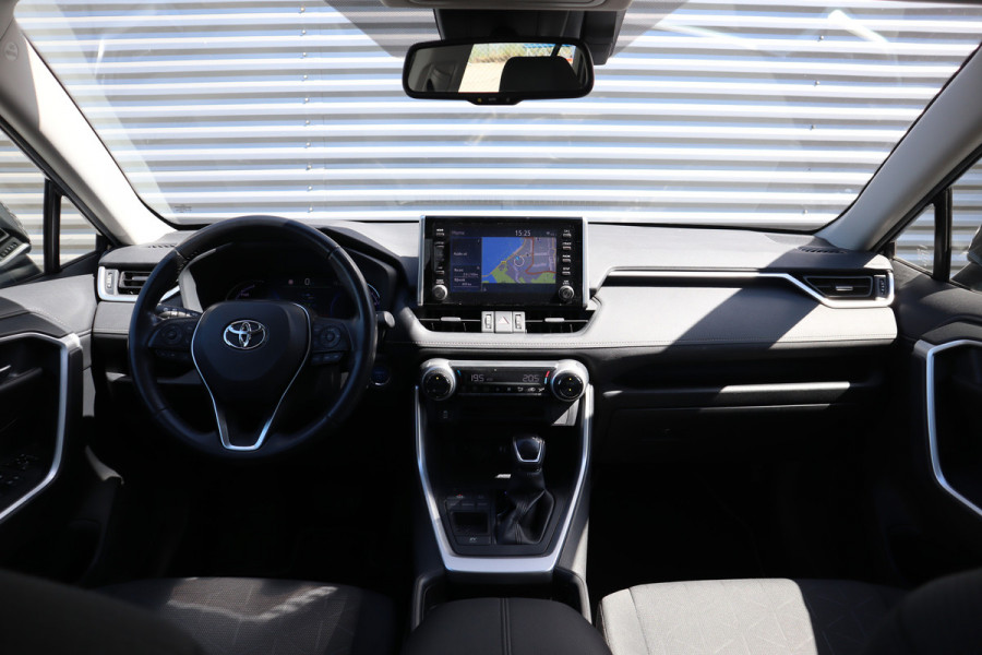 Toyota RAV4 2.5 Hybrid Active Climate Control / Adaptieve Cruise Control / Camera / LMV / Navigatiesysteem /