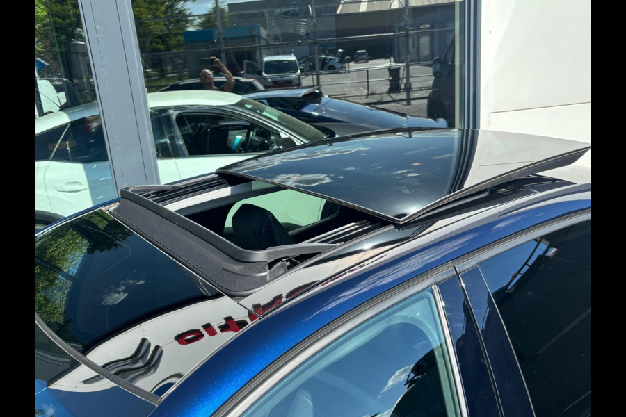 Citroën C4 X 1.2 Hybrid 136 Max Automaat | Alle mogelijke opties!! | Schuif/kantel dak! |