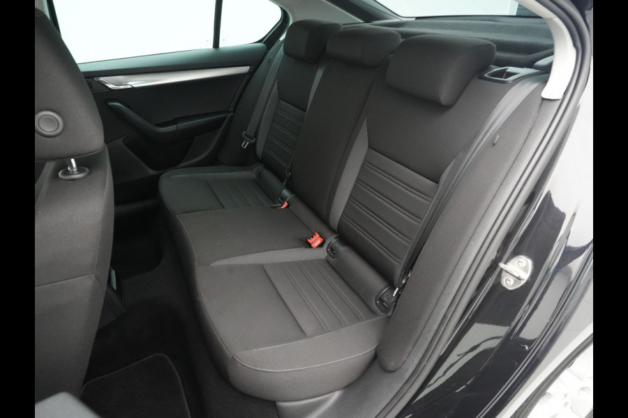 Škoda Octavia 1.0 TSI 115pk Greentech Ambition Business Navigatie Acc Clima Carplay
