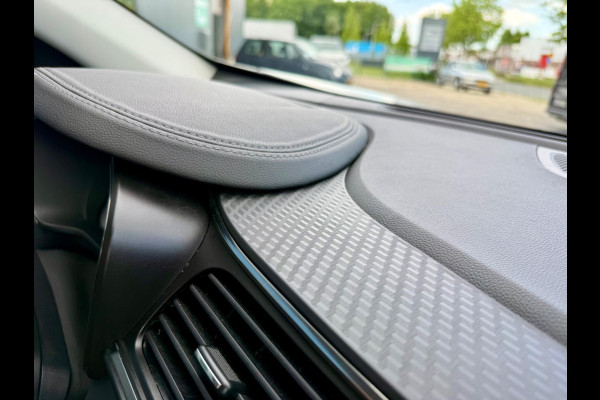 Renault Kadjar 1.2 TCe Automaat Intens, NAP, KeyLess, Trekhaak