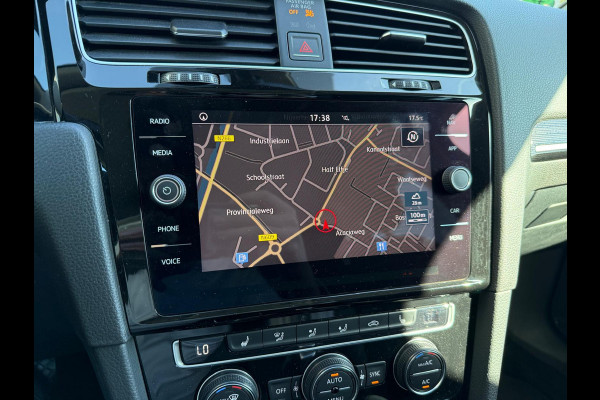 Volkswagen GOLF Variant 1.4 TSI Highline Business R | Adaptive Cruise | Trekhaak Afneembaar | LED | Virtuele Cockpit | Sportstoelen verwarmd & Massage | Navigatie |