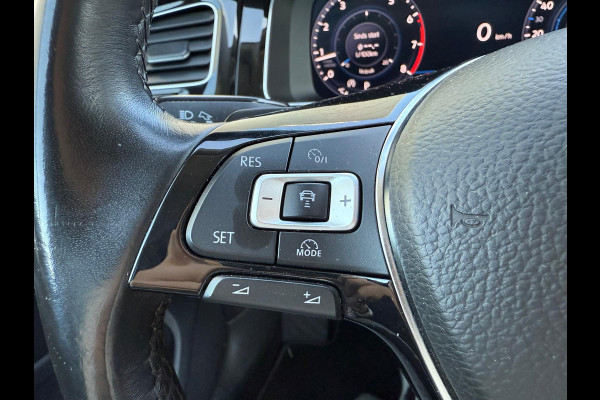 Volkswagen GOLF Variant 1.4 TSI Highline Business R | Adaptive Cruise | Trekhaak Afneembaar | LED | Virtuele Cockpit | Sportstoelen verwarmd & Massage | Navigatie |