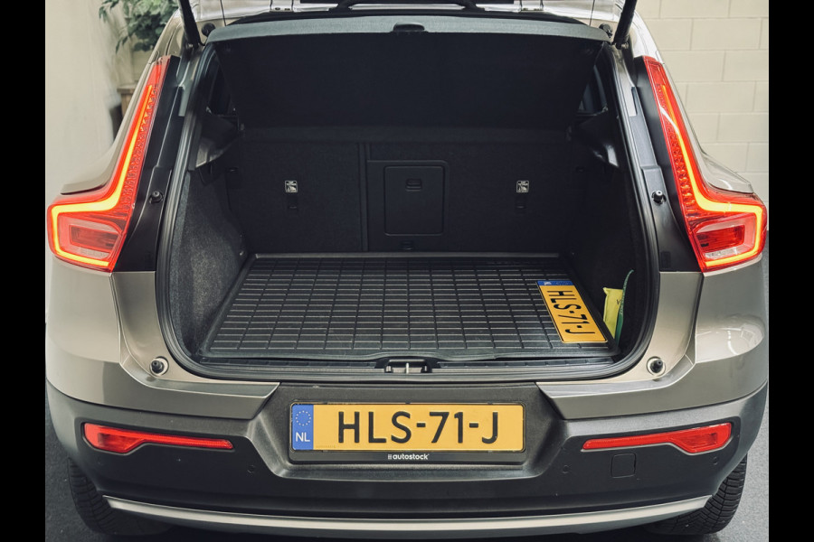 Volvo XC40 1.5 T2 Inscription Expr. Aut. | 19" | harman/kardon | Keyless | Camera