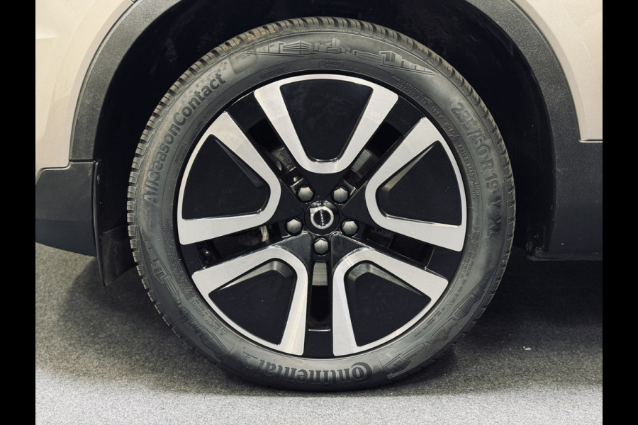 Volvo XC40 1.5 T2 Inscription Expr. Aut. | 19" | harman/kardon | Keyless | Camera