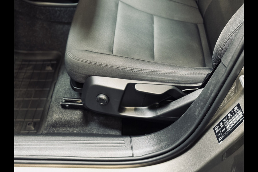 Volvo XC40 1.5 T2 Inscription Expr. Aut. | 19" | harman/kardon | Keyless | Camera