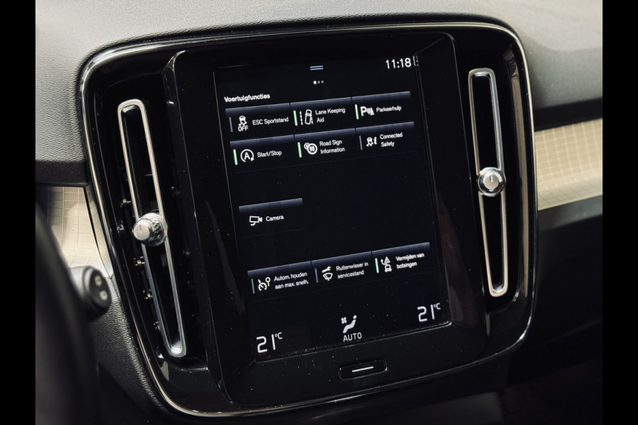 Volvo XC40 1.5 T2 Inscription Expr. Aut. | 19" | harman/kardon | Keyless | Camera