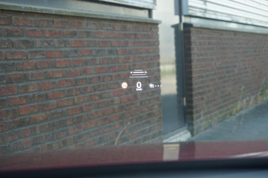 Mazda 3 2.0 e-SkyActiv-X M Hybrid 180/Leer/Head-Up/Bose /Dealeronderhouden.