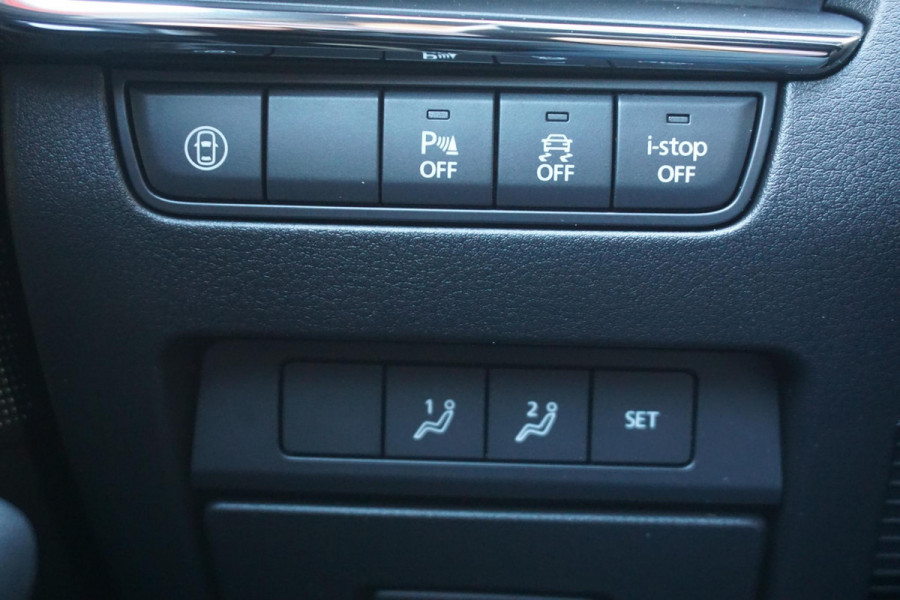 Mazda 3 2.0 e-SkyActiv-X M Hybrid 180/Leer/Head-Up/Bose /Dealeronderhouden.