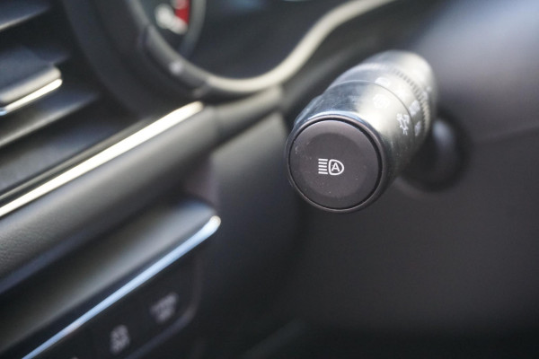 Mazda 3 2.0 e-SkyActiv-X M Hybrid 180/Leer/Head-Up/Bose /Dealeronderhouden.