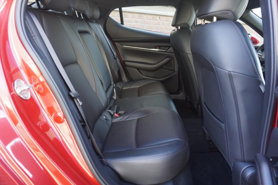 Mazda 3 2.0 e-SkyActiv-X M Hybrid 180/Leer/Head-Up/Bose /Dealeronderhouden.
