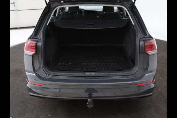 Volkswagen GOLF Variant 1.0 TSI Life Business | Trekhaak | Sfeerverlichting | Apple CarPlay | Stoelverwarming | Cruise Control Adaptief | Navigatie | LMV