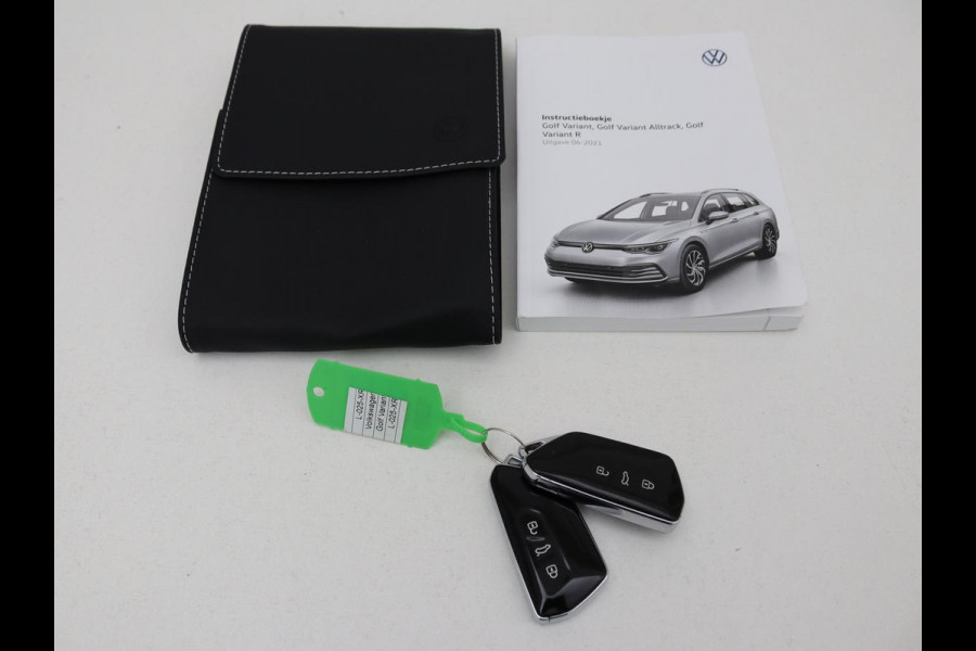 Volkswagen GOLF Variant 1.0 TSI Life Business | Trekhaak | Sfeerverlichting | Apple CarPlay | Stoelverwarming | Cruise Control Adaptief | Navigatie | LMV
