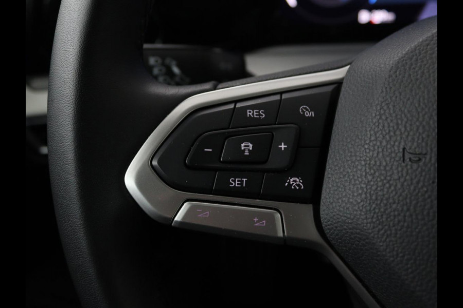 Volkswagen GOLF Variant 1.0 TSI Life Business | Trekhaak | Sfeerverlichting | Apple CarPlay | Stoelverwarming | Cruise Control Adaptief | Navigatie | LMV