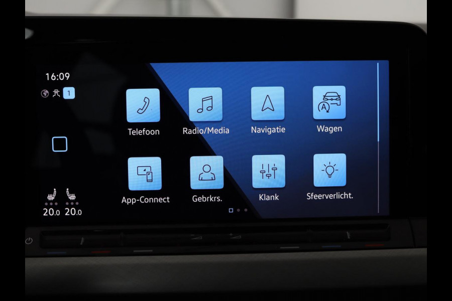 Volkswagen GOLF Variant 1.0 TSI Life Business | Trekhaak | Sfeerverlichting | Apple CarPlay | Stoelverwarming | Cruise Control Adaptief | Navigatie | LMV
