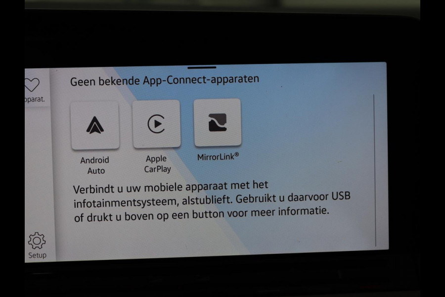 Volkswagen GOLF Variant 1.0 TSI Life Business | Trekhaak | Sfeerverlichting | Apple CarPlay | Stoelverwarming | Cruise Control Adaptief | Navigatie | LMV