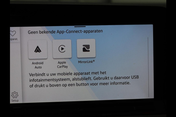 Volkswagen GOLF Variant 1.0 TSI Life Business | Trekhaak | Sfeerverlichting | Apple CarPlay | Stoelverwarming | Cruise Control Adaptief | Navigatie | LMV