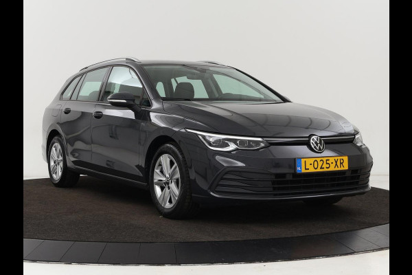 Volkswagen GOLF Variant 1.0 TSI Life Business | Trekhaak | Sfeerverlichting | Apple CarPlay | Stoelverwarming | Cruise Control Adaptief | Navigatie | LMV