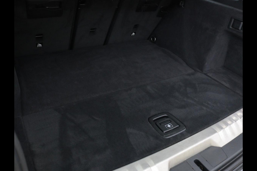 BMW 3 Serie Touring 330e eDrive Edition | Trekhaak | Leder | Apple CarPlay | Navigatie | Stoelverwarming | Cruise Control | LMV