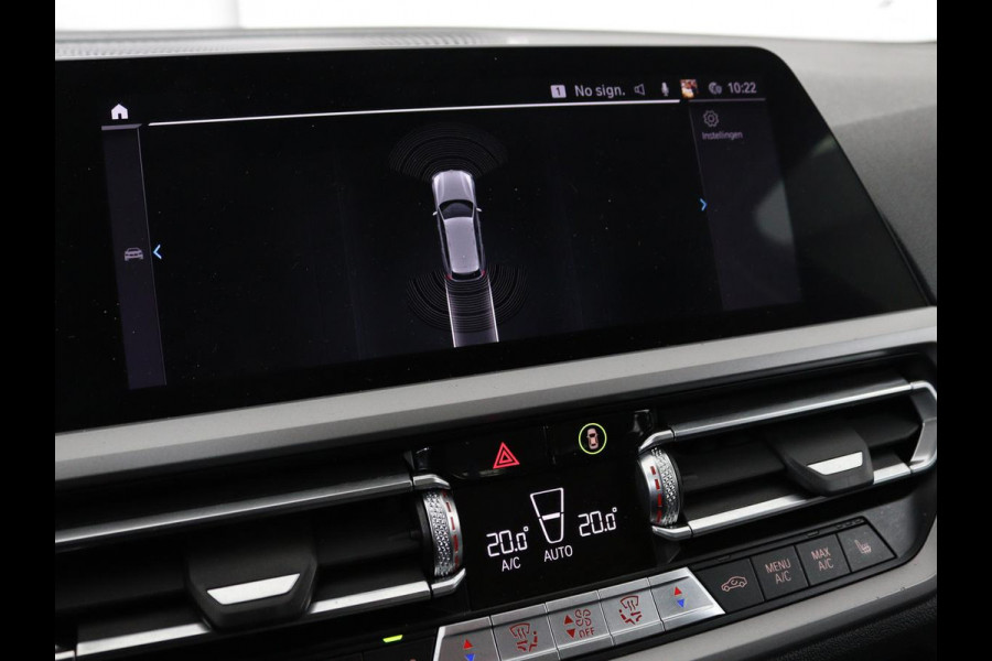 BMW 3 Serie Touring 330e eDrive Edition | Trekhaak | Leder | Apple CarPlay | Navigatie | Stoelverwarming | Cruise Control | LMV