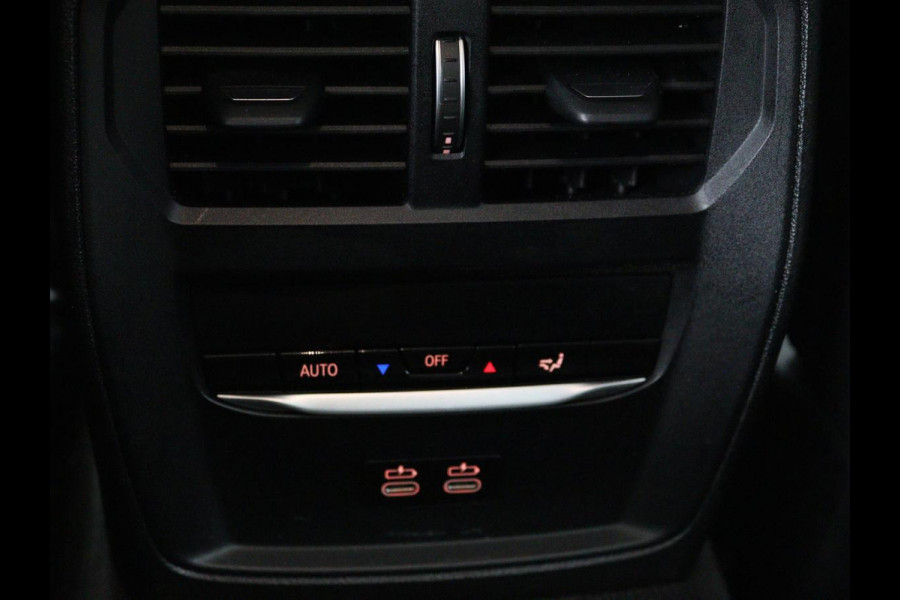 BMW 3 Serie Touring 330e eDrive Edition | Trekhaak | Leder | Apple CarPlay | Navigatie | Stoelverwarming | Cruise Control | LMV