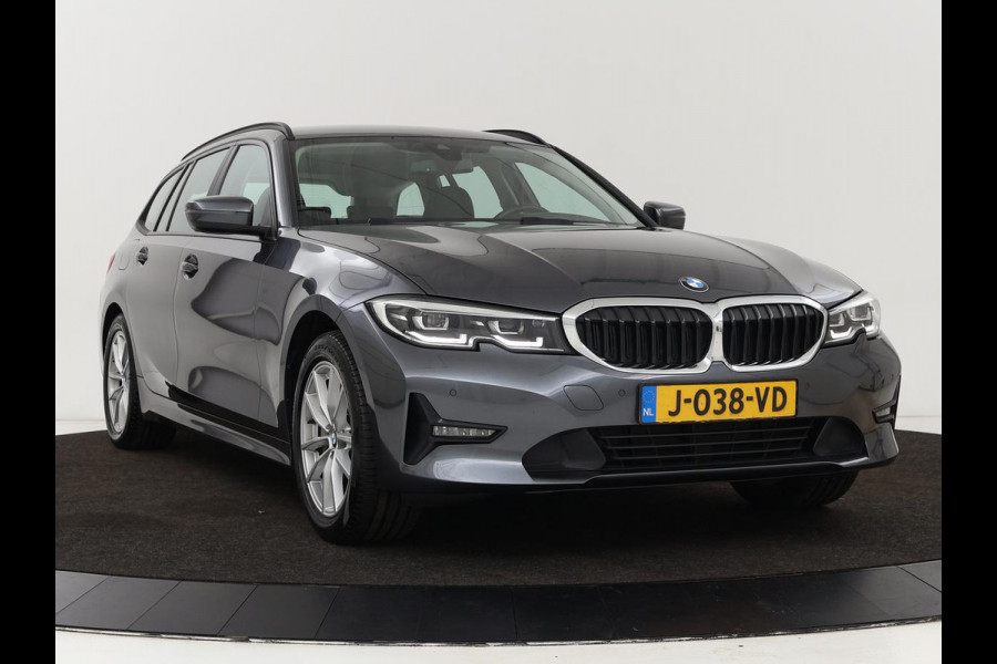 BMW 3 Serie Touring 330e eDrive Edition | Trekhaak | Leder | Apple CarPlay | Navigatie | Stoelverwarming | Cruise Control | LMV