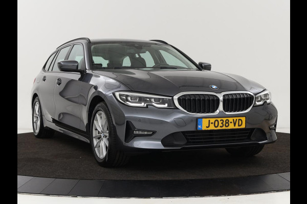 BMW 3 Serie Touring 330e eDrive Edition | Trekhaak | Leder | Apple CarPlay | Navigatie | Stoelverwarming | Cruise Control | LMV