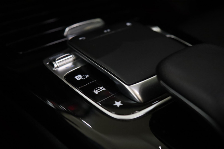 Mercedes-Benz A-Klasse 250 AMG 4MATIC /PANO/MEMORY/BUR/LEER/CAM/SFEER/VOL