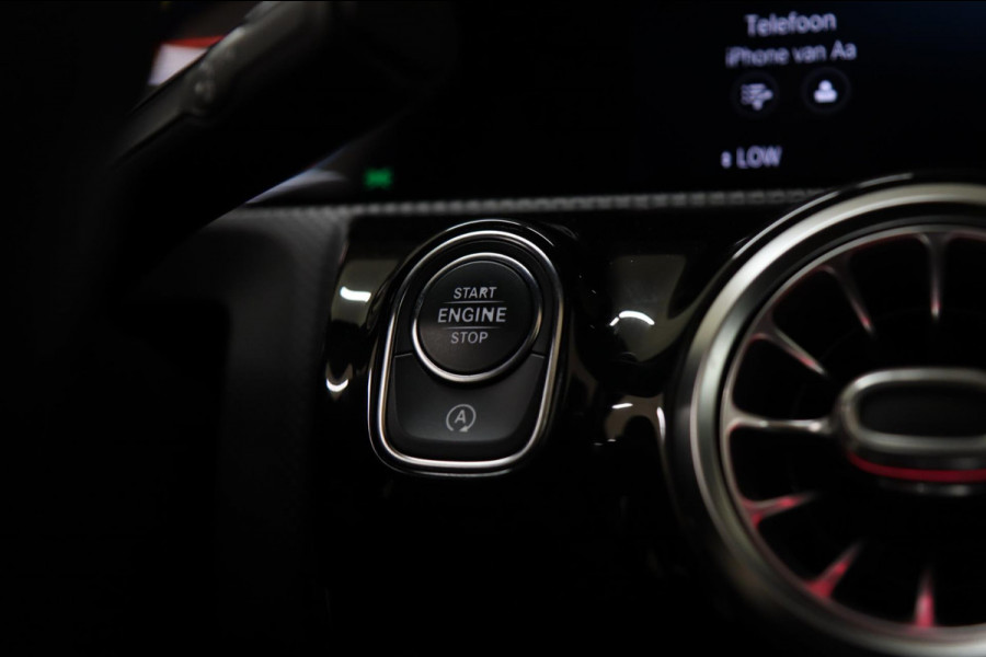 Mercedes-Benz A-Klasse 250 AMG 4MATIC /PANO/MEMORY/BUR/LEER/CAM/SFEER/VOL