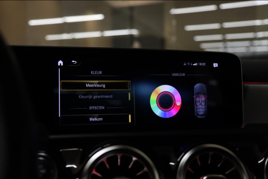 Mercedes-Benz A-Klasse 250 AMG 4MATIC /PANO/MEMORY/BUR/LEER/CAM/SFEER/VOL